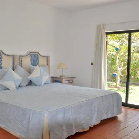 Nestled In Vilamoura, Private Pool, Free Off-street Parking, Ac Wifi Villa *