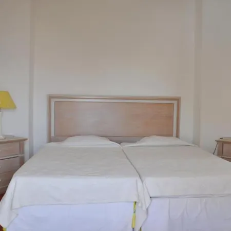 Nestled In Vilamoura, Private Pool, Free Off-street Parking, Ac Wifi *