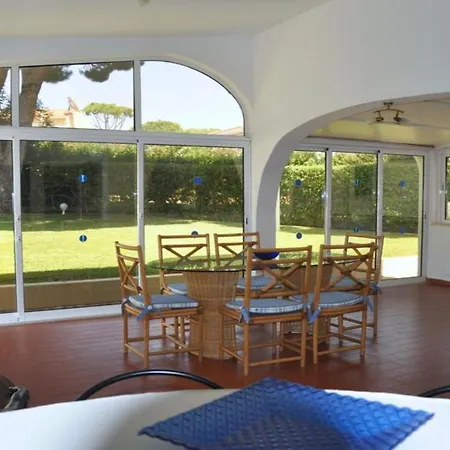 Nestled In Vilamoura, Private Pool, Free Off-street Parking, Ac Wifi Villa *