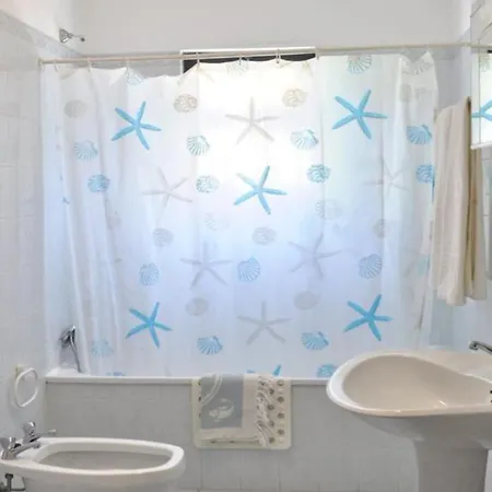 Residential Area, Private Pool, On-Site Parking, Free Ac Wi-Fi Βίλα Quarteira