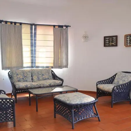 Nestled In Vilamoura, Private Pool, Free Off-street Parking, Ac Wifi *